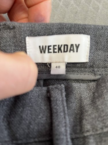 Široké kalhoty Weekday 65 % poylester 33 % viskoza