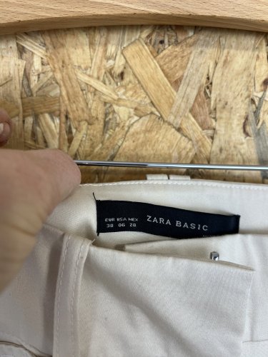 Kalhoty ZARA s podílem bavlny a viskozy