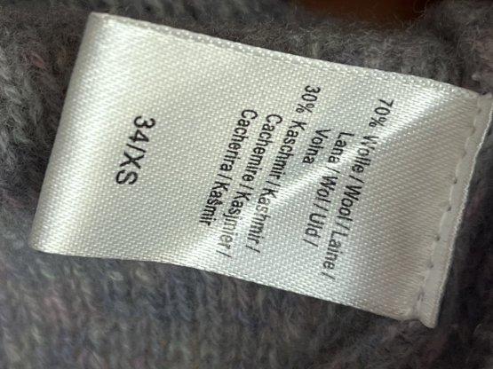 Měkoučký svetr Schiesser 70 % vlna 30 % kašmír