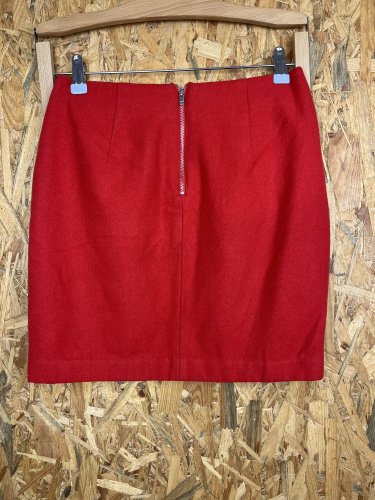 Vlněná sukně Esprit 60 % vlna