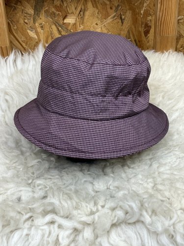 Nepromokavý klobouk Made in Germany 100 % nylon