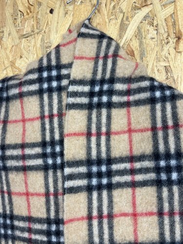 Přírodní šál Made in Italy s podílem vlny a kašmíru