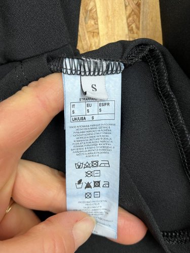 Nadčasové šaty Intimissimi 89 % polyester
