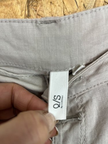 Přírodní kraťasy s.Oliver 55 % len 45 % bavlna