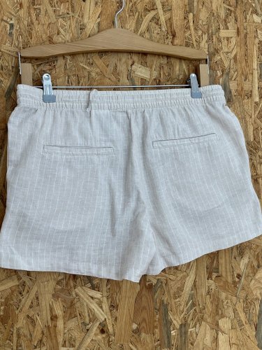 Přírodní kraťasy H&M 55 % len 45 % bavlna
