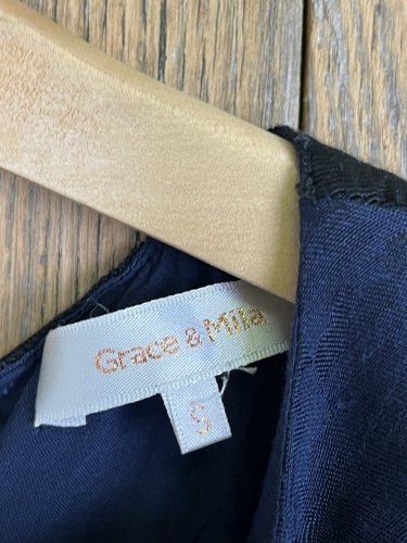 Námořní šaty Grace & Mila 70% rayon 30 % viskoza