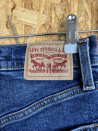 Džíny LEVIS s podílem bavlny a elastanu