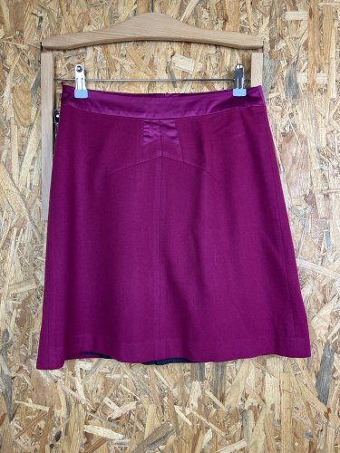 Vlněná sukně Turnover 70 % vlna 5 % kašmír