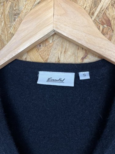 Kardigan Essentiel 50 % vlna 40 % angora