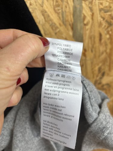 Šaty Madeleine 40 % vlna 10 % kašmír