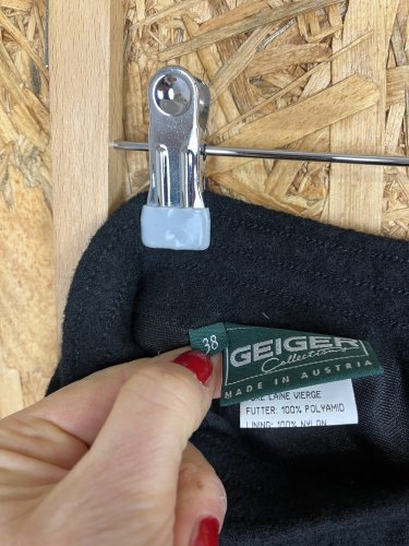 Dlouhá sukně Geiger 100 % vlna