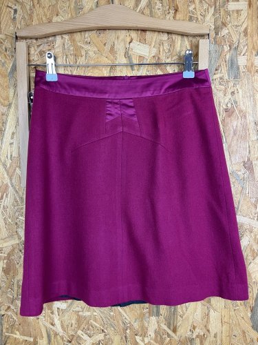 Vlněná sukně Turnover 70 % vlna 5 % kašmír