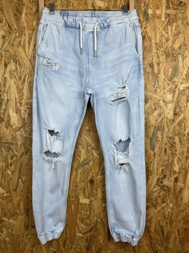 Skinny džíny Bershka 98 % bavlna