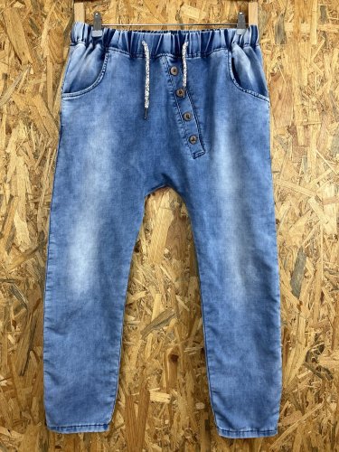 Džíny Made in Italy s podílem bavlny a elastanu