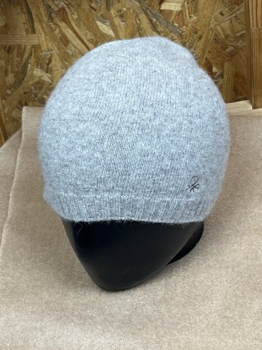 Zimní čepice Benetton 70 % vlna 10 % angora