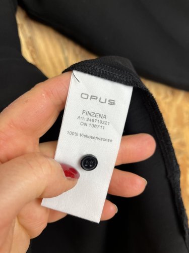 Prodloužená tunika OPUS 100 % viskoza