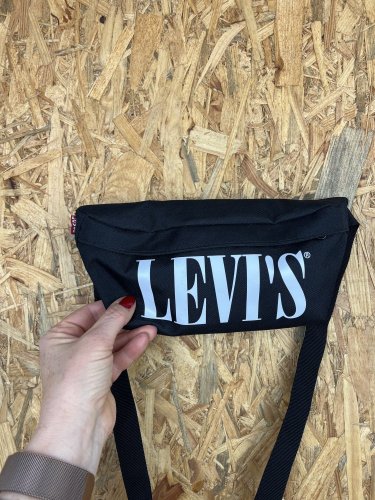 Ledvinka LEVIS