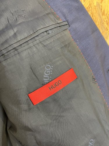 Námořní sako Hugo Boss 100 % vlna