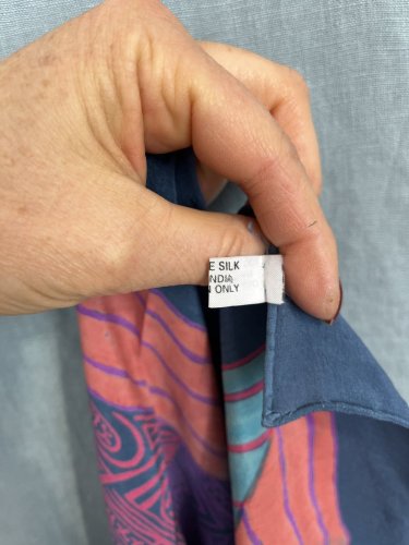 Hedvábný šál Made in India 100 % hedvábí
