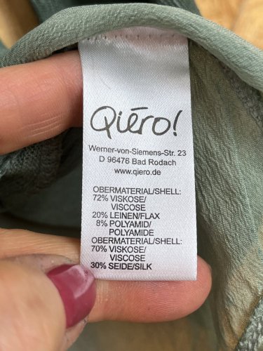 Tunika Qiero 70 % viskoza 20 % len a 30 % hedvábí