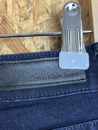 Skinny džíny Calvin Klein s podílem bavlny a elastanu