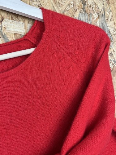Svetr Benetton s podílem vlny a kašmíru