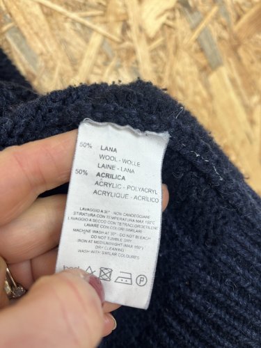 Vlněný kardigan Consenso 50 % vlna