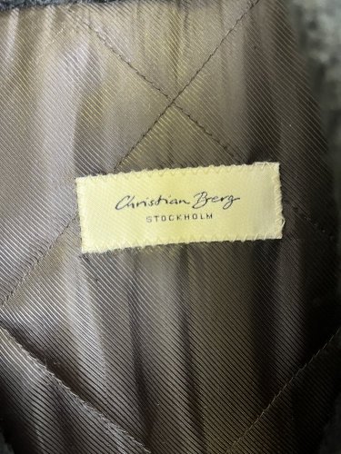 Vlněný pánský kabát Christian Berg 70 % vlna
