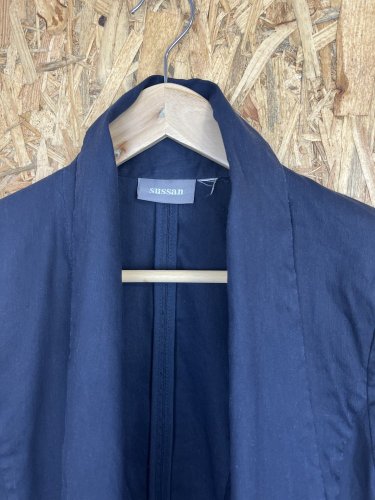 Prodloužené sako Sussan 70 % len