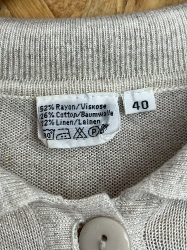 Prodloužená oversize kardigan Made in Germany 22 % len 26 % bavlna 52 % viskoza