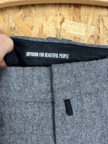 Vlněné kalhoty Drykorn 32 % vlna