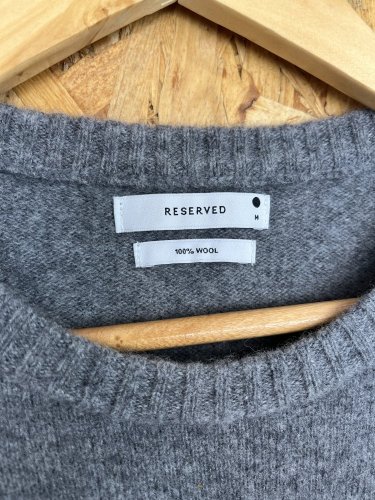 Svetr Reserved 100 % vlna