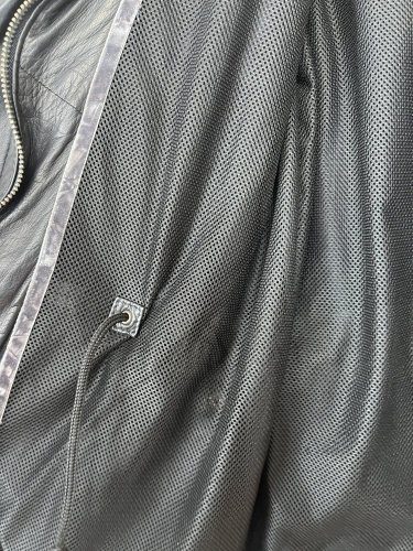 Kožená bunda Hugo Boss 100 % kůže