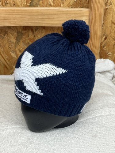 Zimní čepice BMW 50 % merino vlna