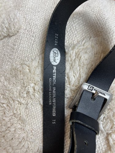 Kožený pásek Petrol Industries 100 % kůže