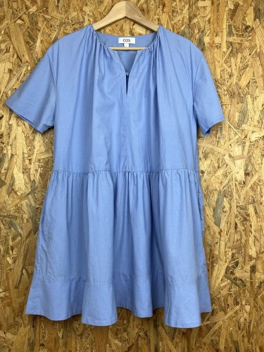 Šaty COS 52 % lyocel 48 % bavlna