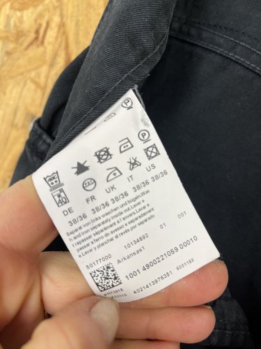 Džíny Hugo Boss 100 % bavlna