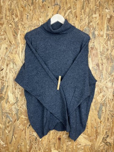 Vlněný rolák Made in Italy 100 % vlna