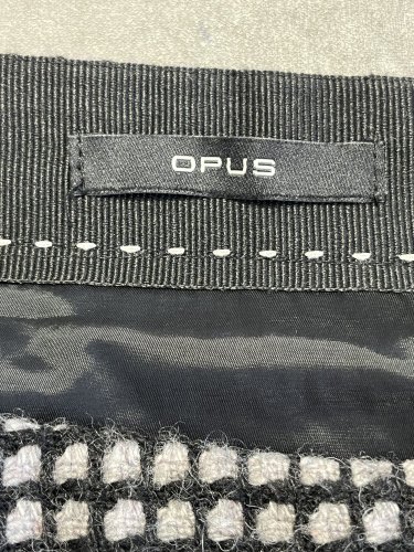 Vlněná sukně OPUS 50 % vlna