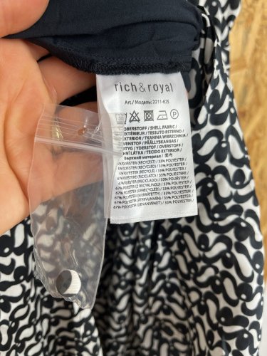 Nadčasové šaty rich&royal 100 % polyester