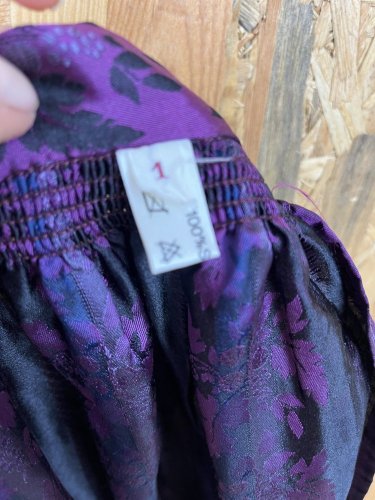 Hedvábná zástěra Made in Italy 100 % hedvábí