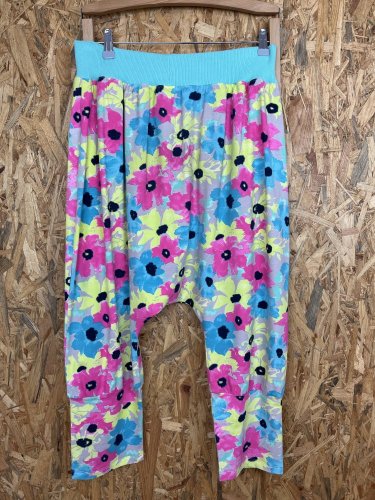 Široké kalhoty Made in Italy s podílem bavlny a elastanu