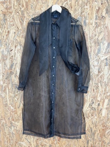 Průhledné košilové šaty Madeleine 100 % polyester