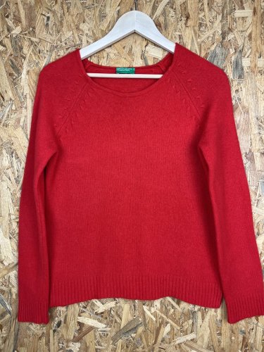 Svetr Benetton s podílem vlny a kašmíru