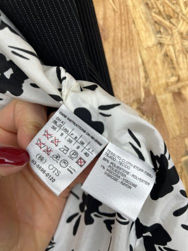 Sako Max Mara 99 % polyester