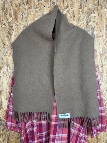 Vlněný šál Barbour 100 % vlna