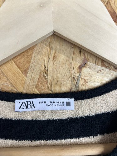 Dlouhé šaty ZARA 64 % acryl 37 % polyamid