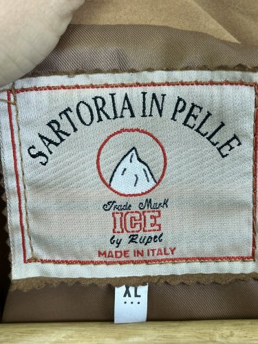 Nadčasové celokožené sako Made in Italy 100 % kůže