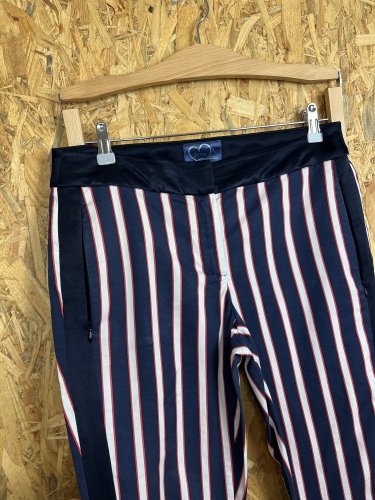 Oversize kalhoty Jones s podílem bavlny a viskozy