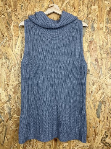 Prodloužená vesta Esisto 40 % alpaka 10 % vlna